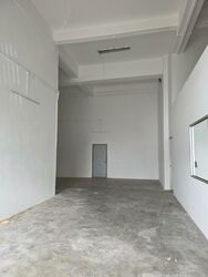 Pemimpin Industrial Building (D20), Factory #522182271